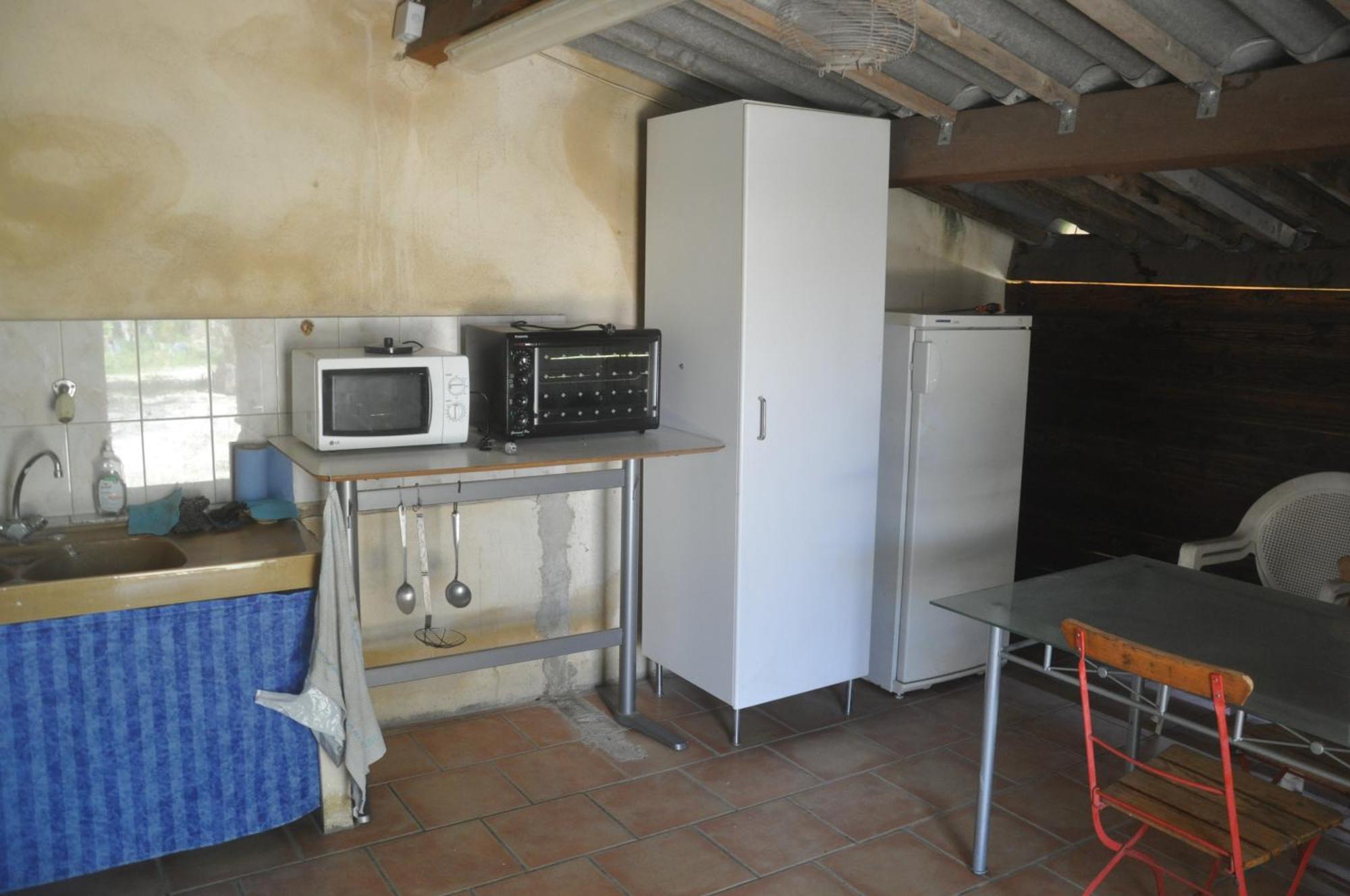 La Ferme De Tonton Jules Et Mame Julia Bed & Breakfast Entraigues-sur-la-Sorgue Eksteriør bilde
